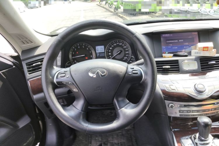 Used Infiniti M Series 2012 M25L Elegance Edition
