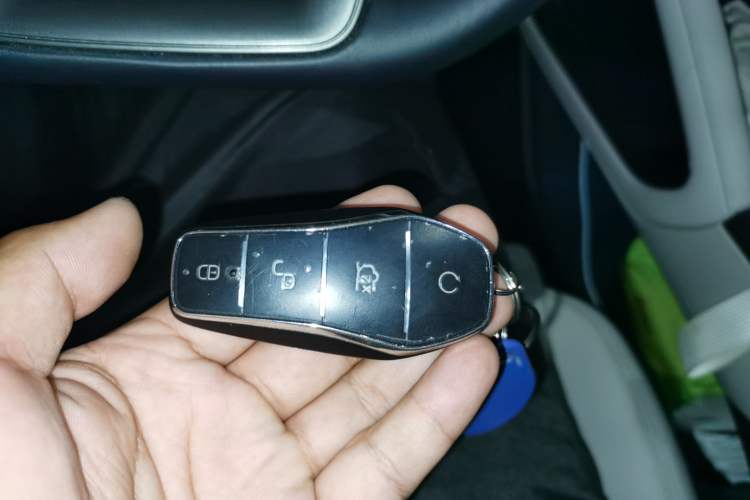 Used BYD Yuan UP 2025 Intelligent Driving Version 401 KM Dynamic Edition
