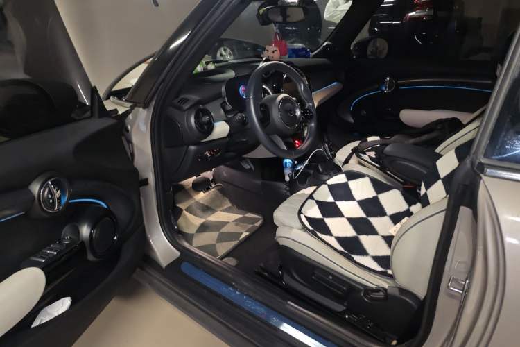 Used MINI 2022 Revised 2.0T COOPER S CABRIO Sidewalk Driver Seat