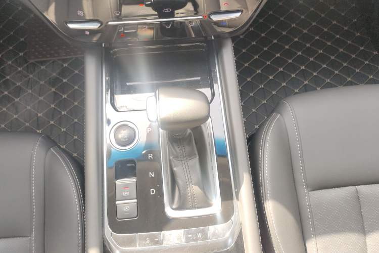 Used JETOUR X90 2019 1.5T Automatic Smart Enjoyment 6-Seater Emission Standard China V