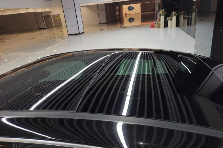 Used Mercedes-Benz EQE 2022 350 Luxury Edition Roof