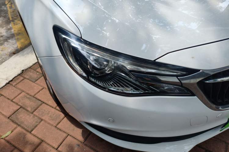 Used Buick GT 2019 15T Dual-Clutch Advanced Version China VI Standard Right Front Headlight