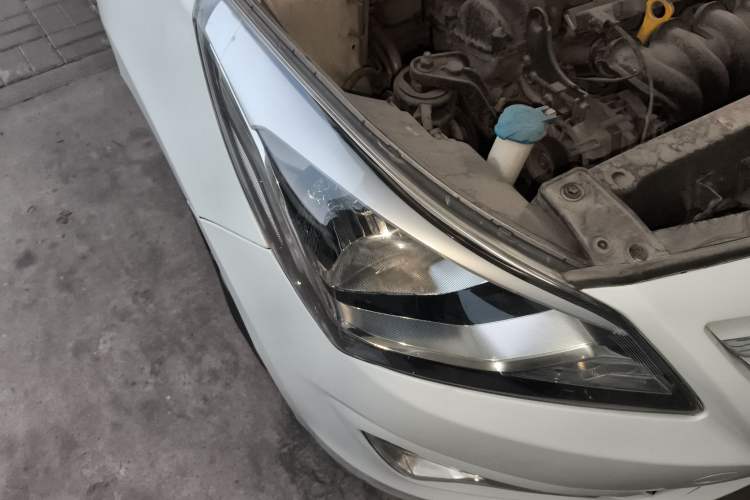 Used Hyundai Verna Ray 2016 1.4L Automatic Leading-Edge GLX