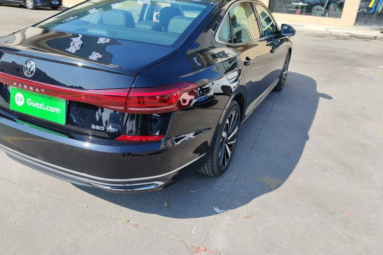 Used Volkswagen Passat 2024 380TSI Elite Edition