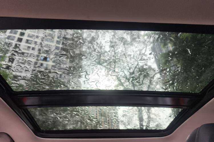 Used Lynk & Co 02 2018 1.5T DCT Two-Wheel Drive Pro Version China V Emission Standard Headliner