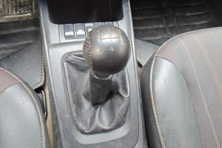 Used Chevrolet Sail 2013 Sedan 1.2L Manual Fashion Edition
