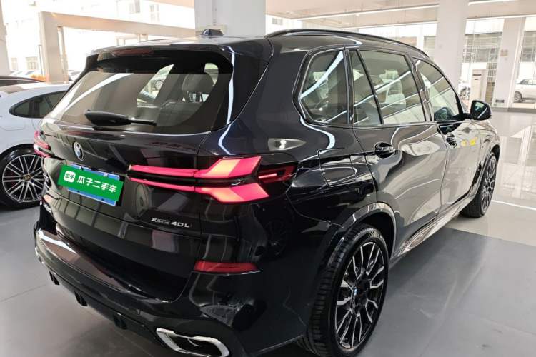 Used BMW X5 2023 xDrive 40Li M Sport Night Edition Package