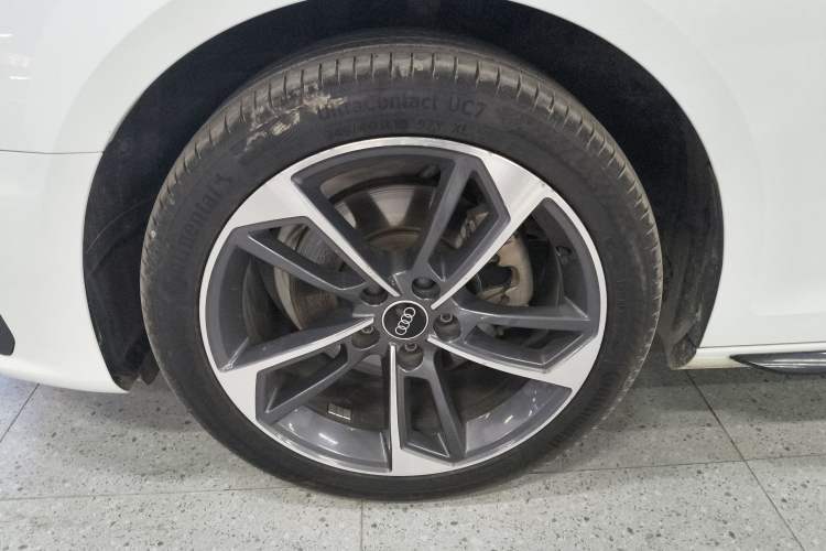 Used Audi A4L 2022 40 TFSI Fashion Dynamic Model