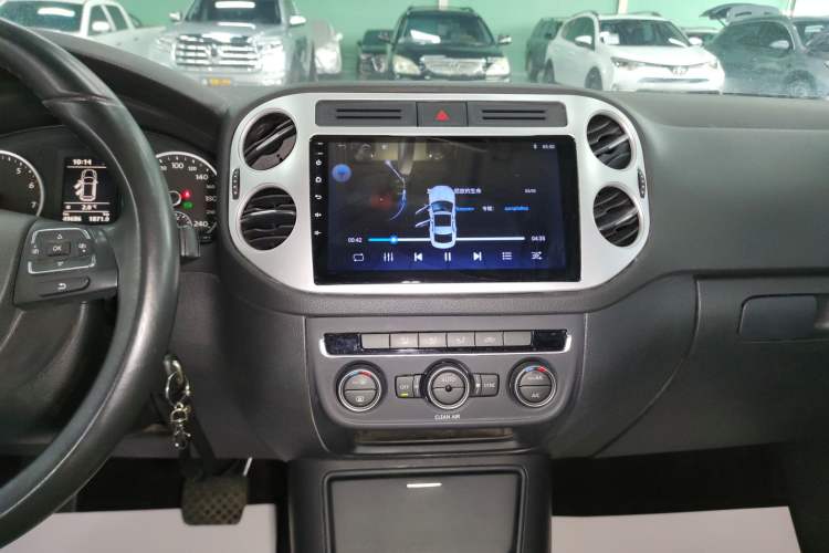 Used Volkswagen Tiguan L 2017 300TSI Automatic Two-Wheel Drive Silk Road Comfort Edition