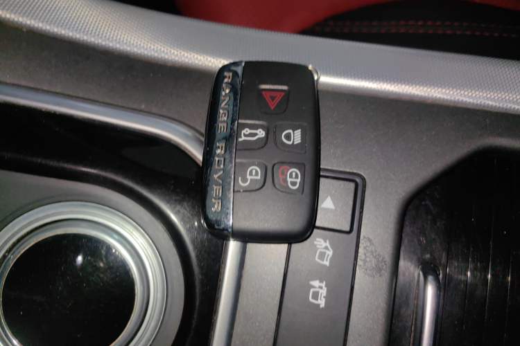 Used Land Rover Range Rover Evoque 2014 2.0T 5-Door Ignite Edition
