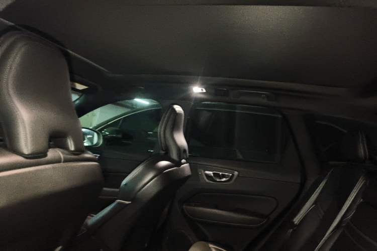 Used Volvo XC60 2019 T5 4x4 Zhiyuan Sport Edition China V Standard