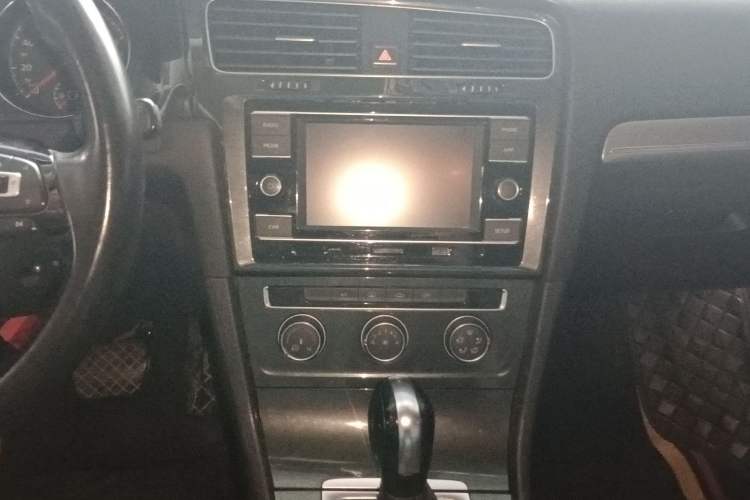 Used Volkswagen Golf 2018 1.6L Automatic Comfort Model
