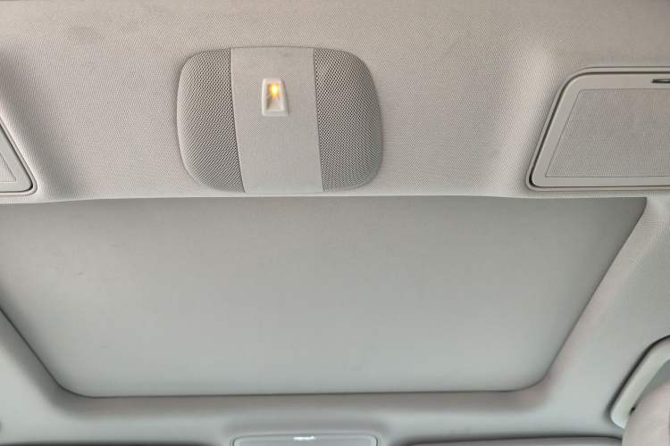 Used Mercedes-Benz S-Class 2010 S 300 L Luxury Model