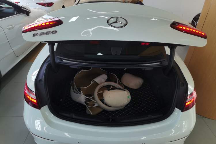Used Mercedes-Benz E-Class 2021 E 260 Coupe
