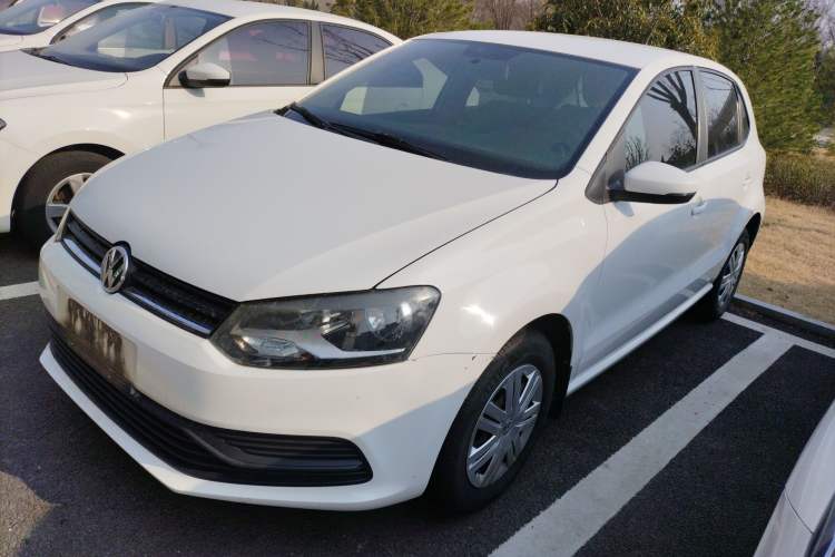 Used Volkswagen Polo 2014 1.4L Manual Fashion Edition