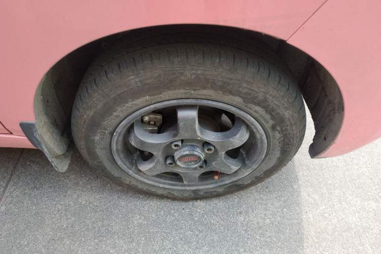 Used Chery QQ Ice Cream 2022 170km Sundae Phosphate Lithium-Ion Right Front Wheel Hub