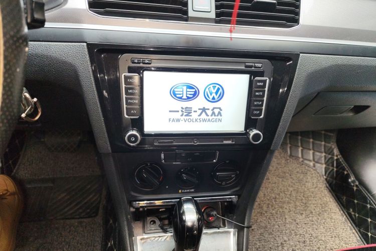 Used Volkswagen Bora 2016 1.6L Automatic Fashion Model