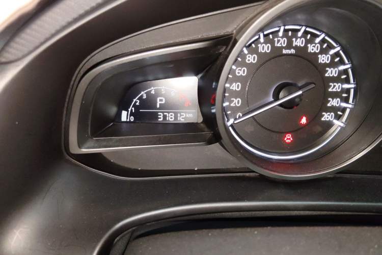 Used Mazda 3 Axela 2019 Cloud-Control Edition Hatchback 1.5L Automatic Comfort Model China VI Standard