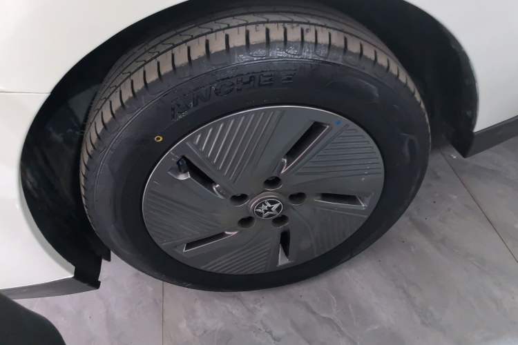 Used Venucia D60EV 2023 PLUS Comfort Edition SI Model+
