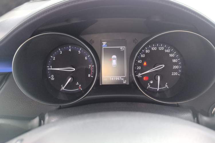 Used Toyota IZOA 2018 2.0L Yichi Version China VI Standard
