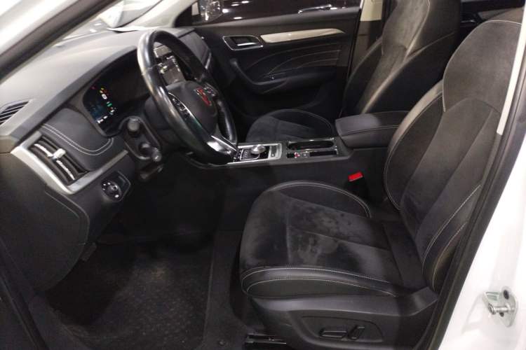 Used Roewe i6 New Energy 2017 45T Hybrid Connective Smart Luxury Edition