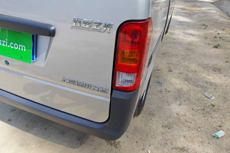 Used Wuling Zhiguang 2023 1.5L Practical Version 5/7 Seats