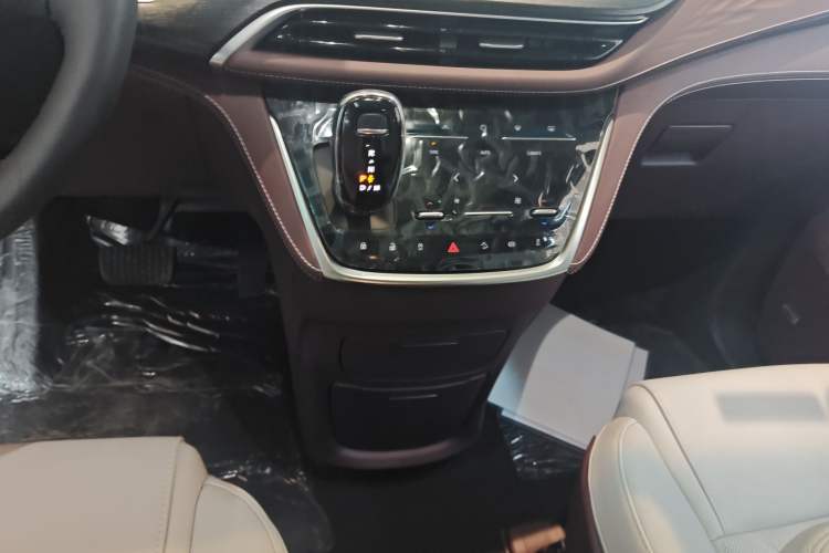 Used Buick GL8 2022 Avenir Aivia Six-Seat Deluxe Edition