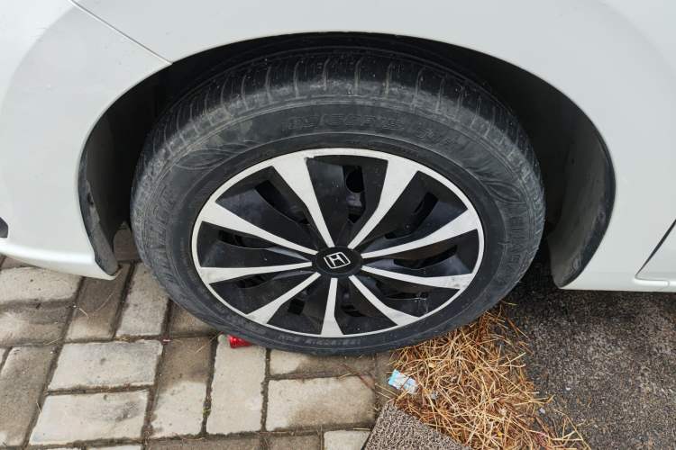 Used Honda Fit 2021 1.5L CVT Trendy Edition Left Front Wheel Hub