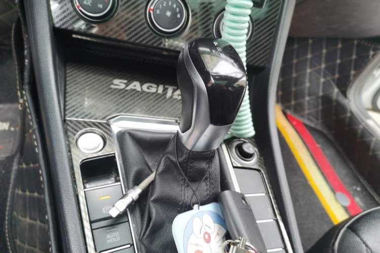 Used Volkswagen Sagitar 2020 200TSI DSG Comfort Version China V Standard Gear Lever