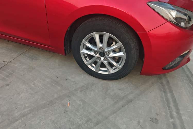 Used Mazda 3 Axela 2014 Sedan 1.5L Automatic Comfort Model Right Front Wheel Hub