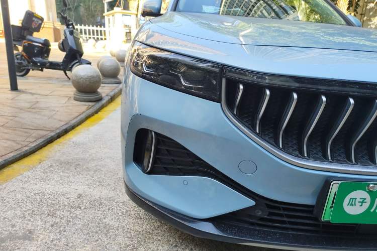 Used VOYAH FREE 2021 Two-Wheel Drive Standard Pure Electric City Edition
