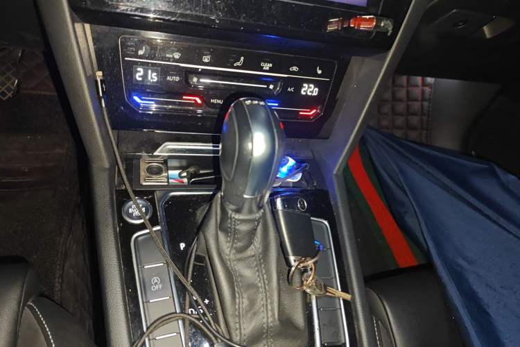 Used Volkswagen Magotan 2020 330TSI DSG Leading Model Gear Lever