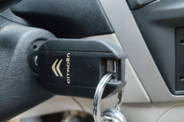 Used Citroen Elysee 2014 1.6L Manual Fashion Edition