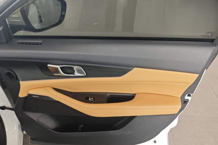 Used Changan UNI-K 2021 2.0T Prestige Edition