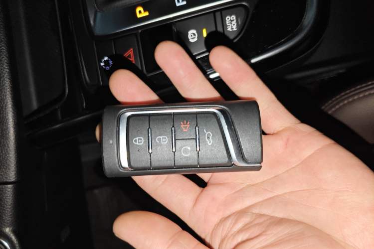 Used GAC Trumpchi M6 2019 270T Automatic Luxury Edition (6-seater) - China V Standard