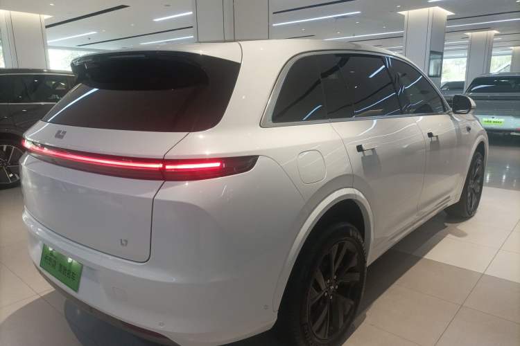 Used Li Auto L7 2023 Pro Model Rear Right 45 Deg