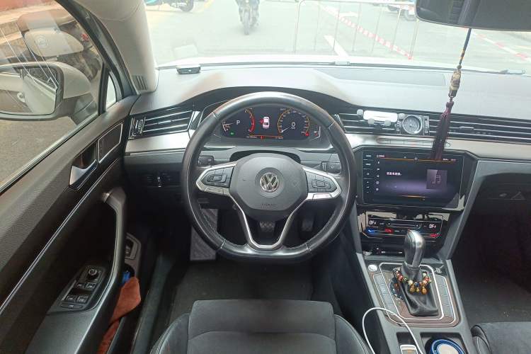 Used Volkswagen Magotan 2020 330TSI DSG Luxury Edition