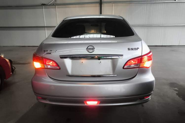 Used Nissan Sylphy 2012 Classic 1.6XE Automatic Comfort Edition Rear