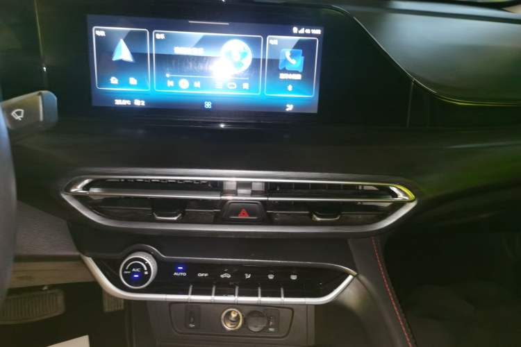 Used Changan Eado 2020 PLUS Blue Whale NE 1.4T GDI DCT Flagship Model
