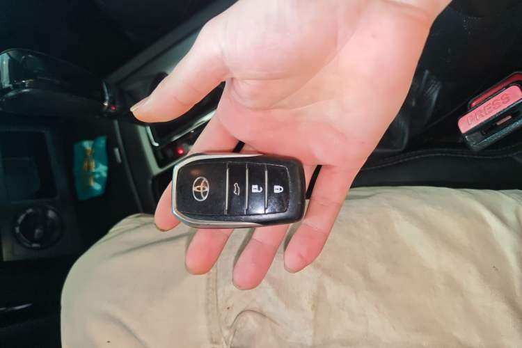 Used Toyota Prado 2016 2.7L Automatic Luxury Edition
