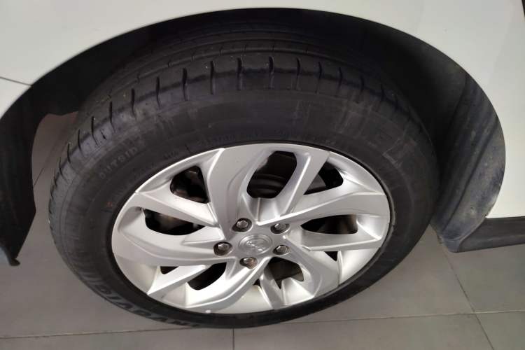 Used Buick Velite 6 2023 430km Range Commuter Version
