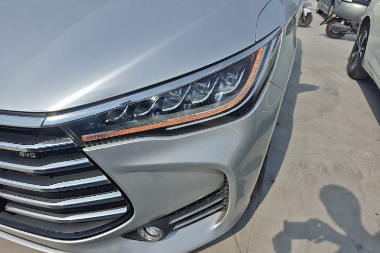 Used BYD Song MAX 2017 1.5T Automatic Smart Connect Elite 7-Seater