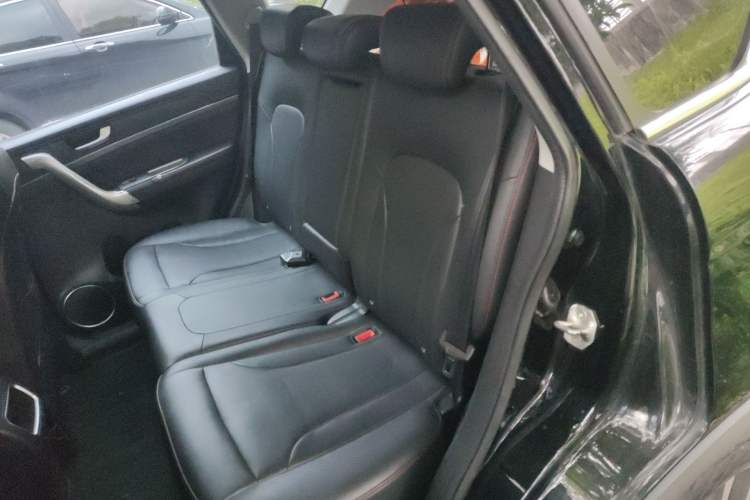 Used Haval H6 2017 Red-Label Sport Edition 1.5T Automatic Two-Wheel Drive Luxury Model Left Rear Seat