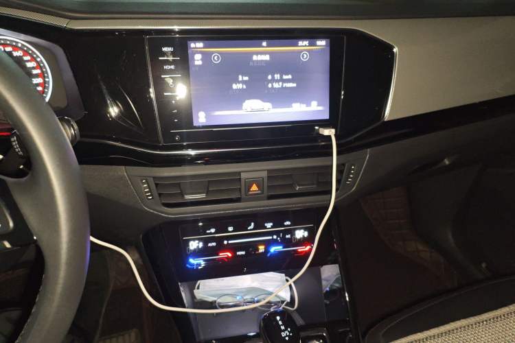 Used Volkswagen Tayron 2022 280TSI Two-Wheel Drive Luxury Smart Connectivity Version
