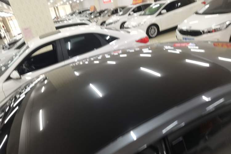 Used CHANGAN UNI-V 2024 1.5T Prestige Edition Roof