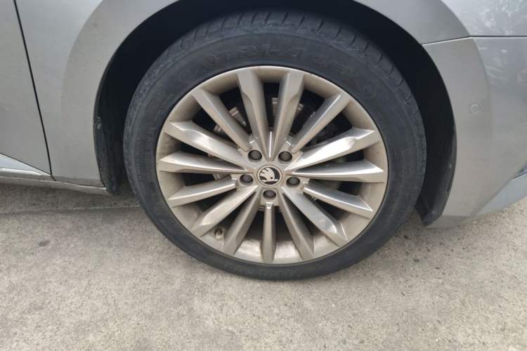 Used Skoda Superb 2019 TSI380 DSG Flagship Edition