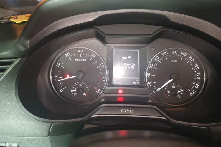Used Skoda Octavia 2016 1.6L Automatic Smart Drive Edition Instrument Cluster