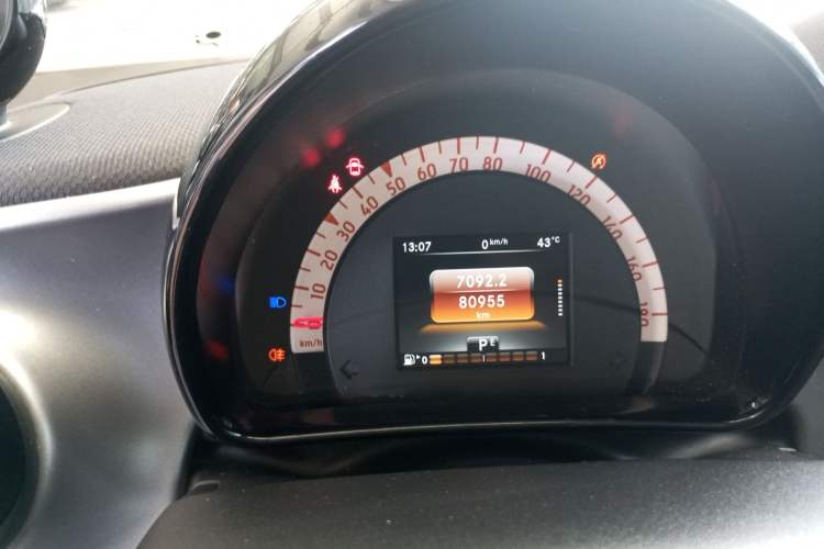 Used smart forfour 2016 0.9T 66 kW Pioneer Edition

