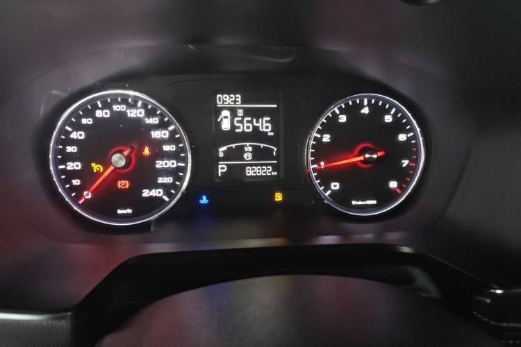 Used Roewe RX5 2016 20T Two-Wheel Drive Automatic Flagship Edition
