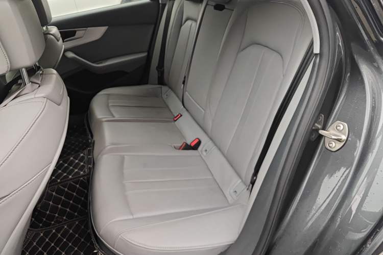 Used Audi A4L 2020 40 TFSI Fashion Dynamic Model
